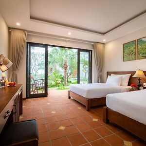 Grand Deluxe King Room